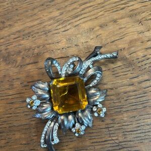 Fabulous Vintage Sterling Silver Flower Shaped Brooch